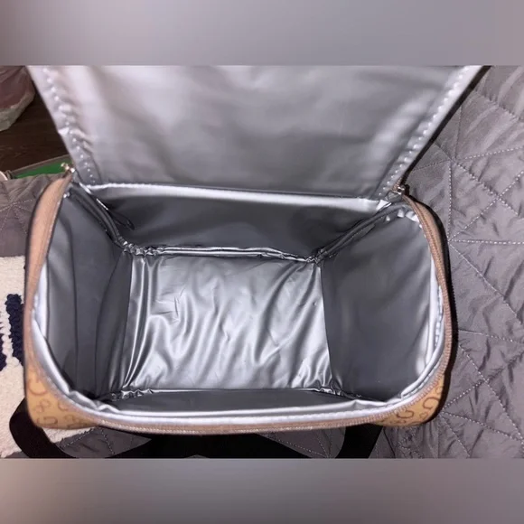 Guess Brown Monogram Cosmetic Bag/lunch bag..faux leather..brown..(NWOT) - Picture 4 of 4